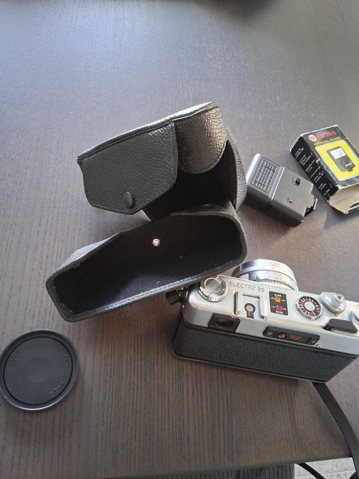 Máquina fotográfica Yashica Electro 35 GSN