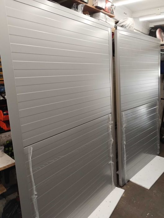 Brama garażowa...