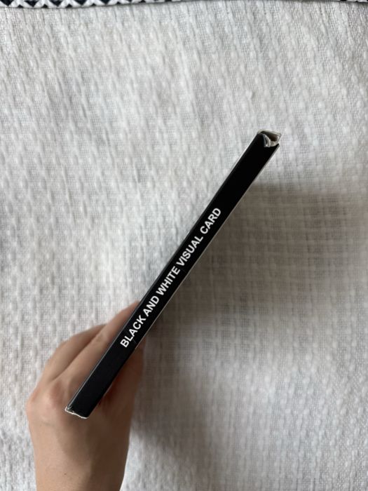 Чорно-білі контрастні картинки, контрастна чорно-біла  книга