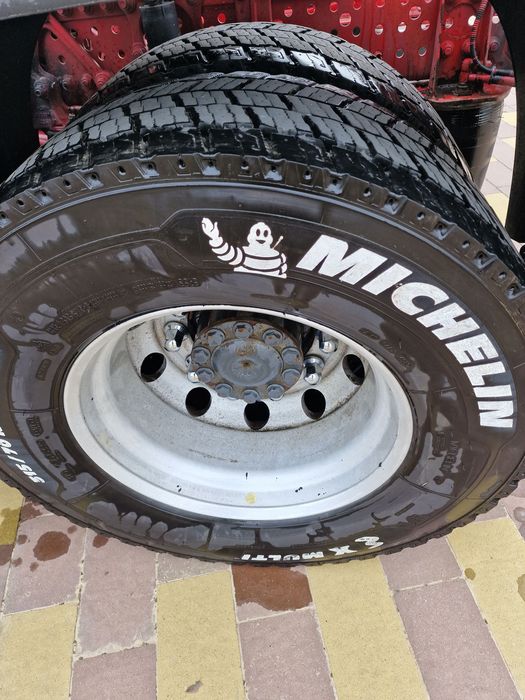 Колеса резіна ведуча вісь Michelin 99% NEU  315/70R22.5 без діска