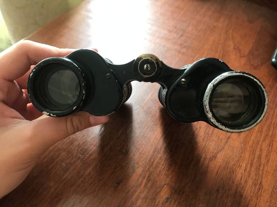 Продам бінокль 1946