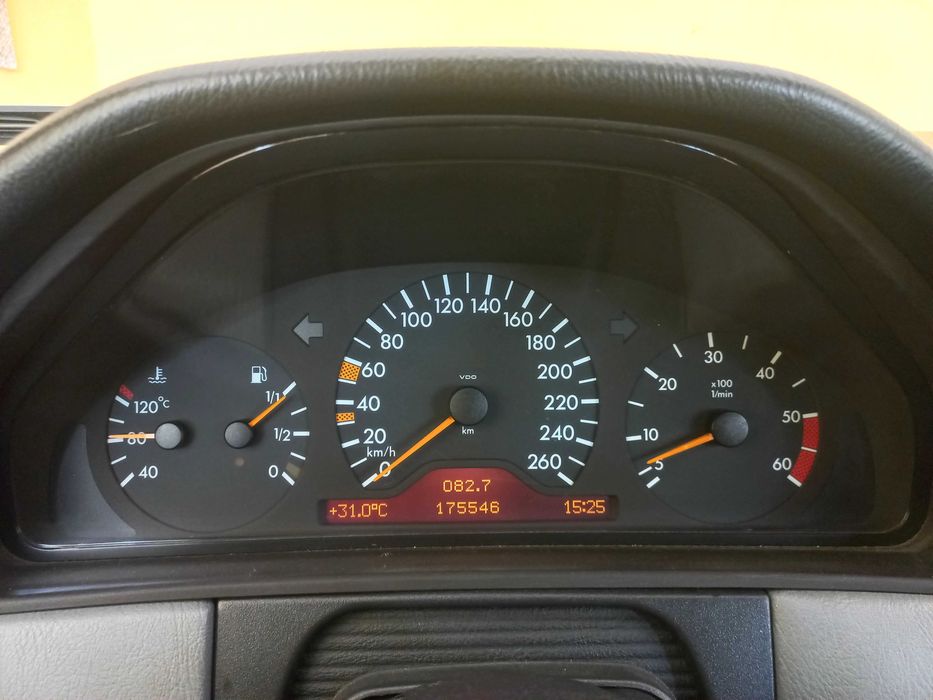 Mercedes Benz E300TD Elegance