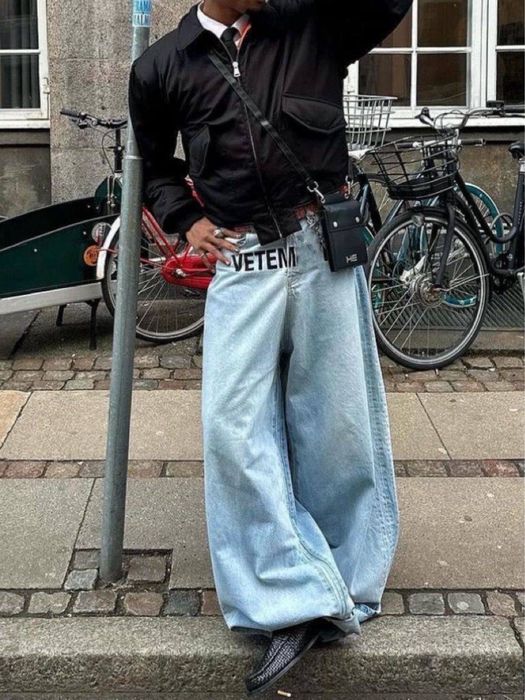 Беггі джинси | Vetements Logo Patch Baggy Jeans