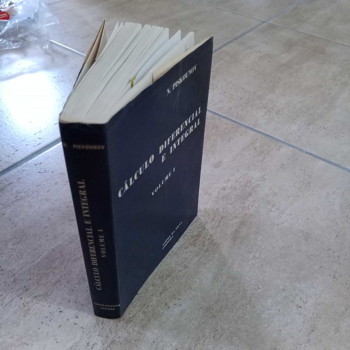 Cálculo Diferencial e Integral, Vol 1, N. Piskounov