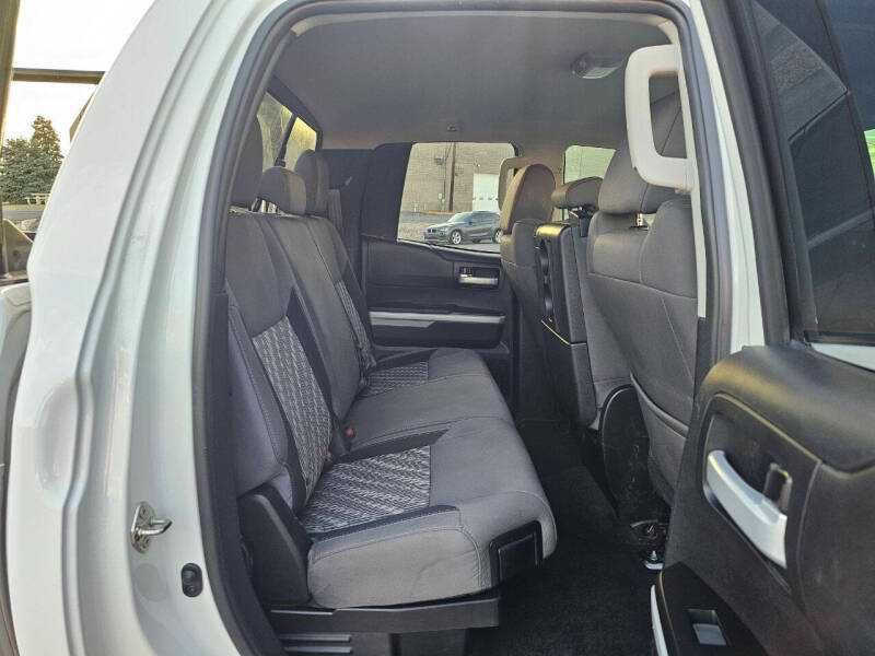 2019 Toyota Tundra SR5