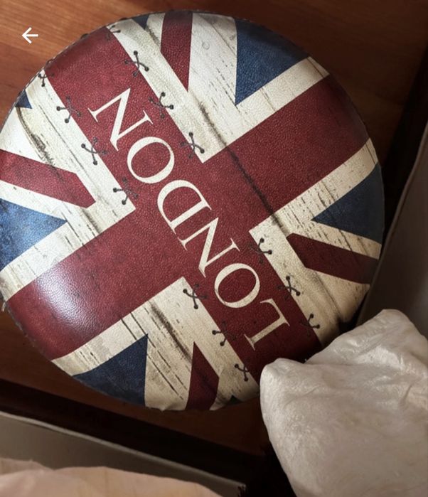 Puff de londres lindo