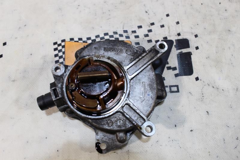 Depressor dos travões / bomba de vácuo AUDI TT (8J3)
