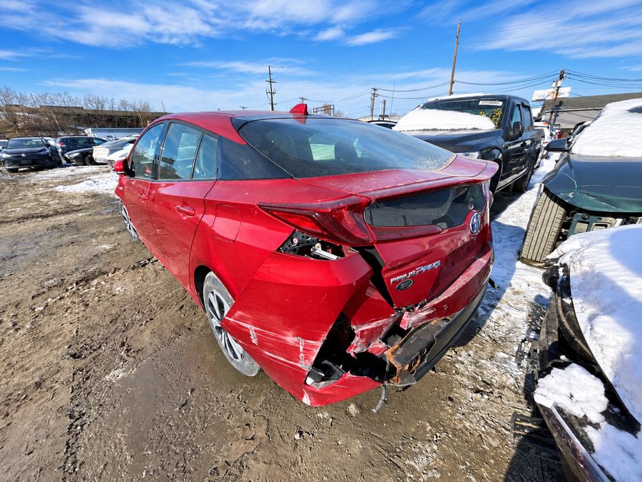 Toyota Prius Prime, 2018 року