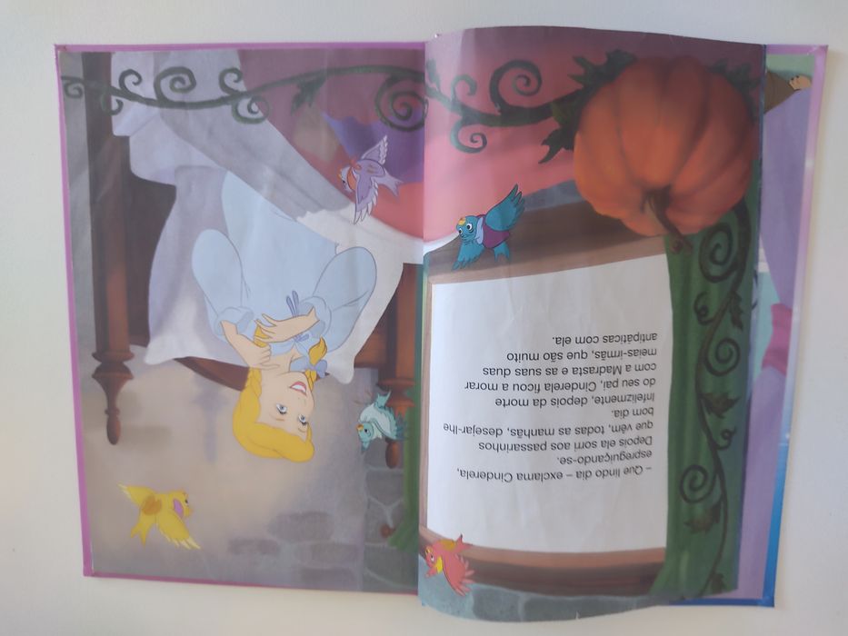 Cinderela - Clube do Livro Disney - Livro Infantil