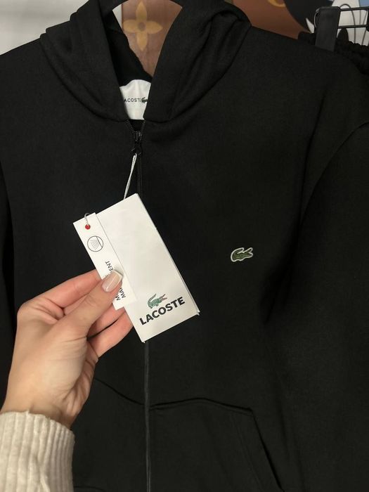 ЦЕНА БЫЛА 4000!Мужской спортивный костюм Lacoste на флисе черный зип