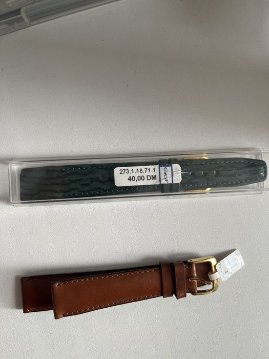 Кожаный браслет для часов