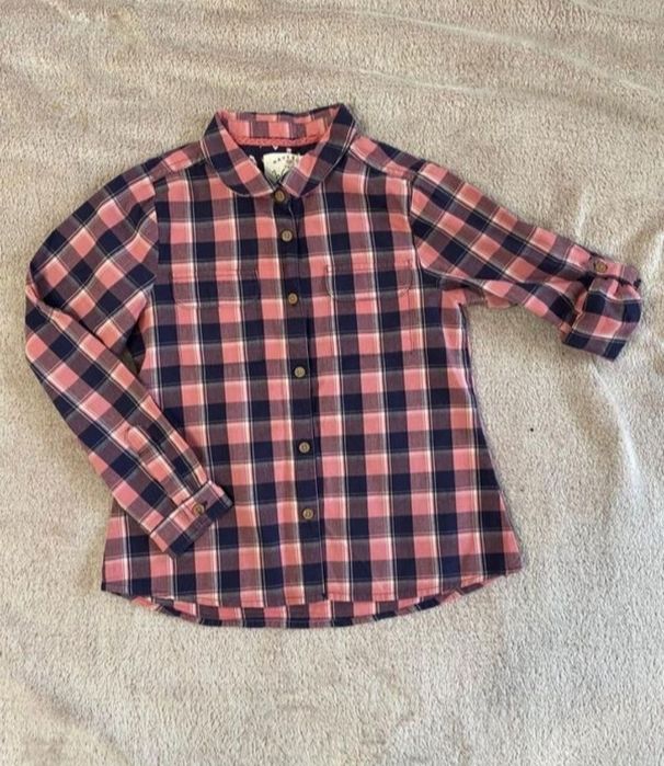 Продам сорочку на дівчинку