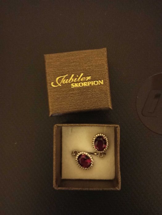 Dwie pary kolczyków