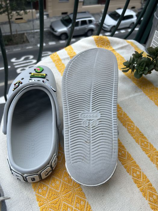 Crocs Off Court Logo Clog