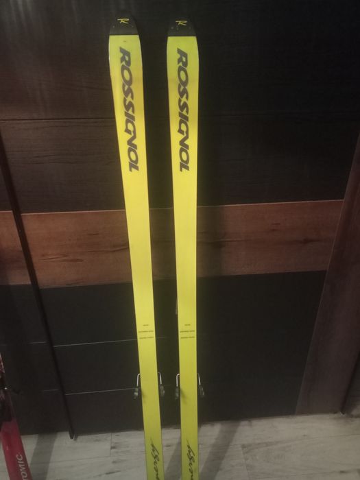 Narty zjazdowe Rossignol 183cm