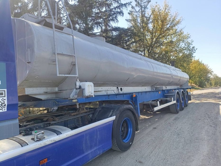 продам цистерну 28 кубів