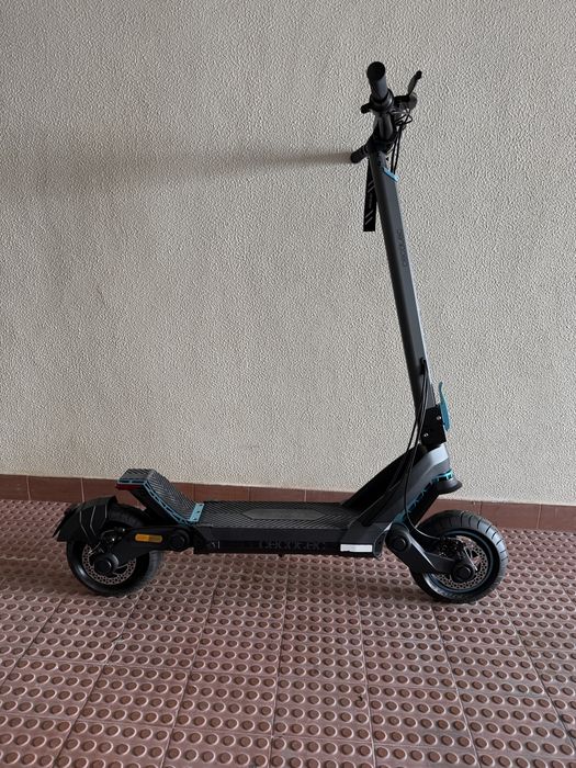 Trotinete Cecotec Bongo Z City | 1000W Potência Máx | Como Nova