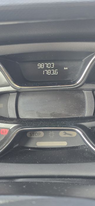 Renault Captur — fotografia 8