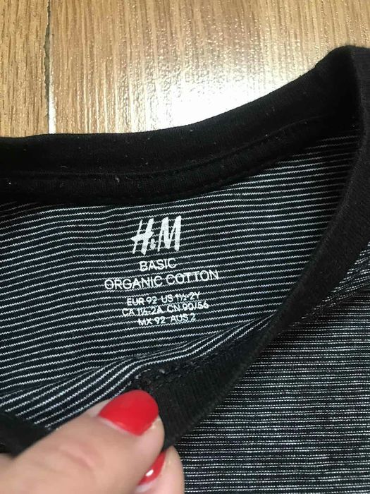 Дитячий реглан H&M розміром на 1,5-2 роки, може буть надовше