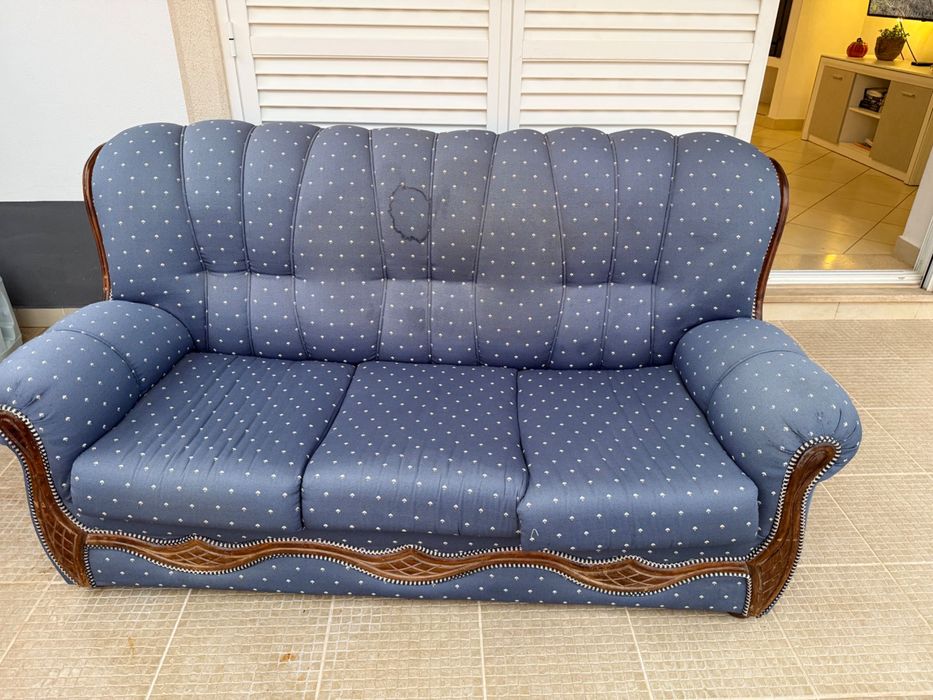 Sofá cama e cama para desocupar