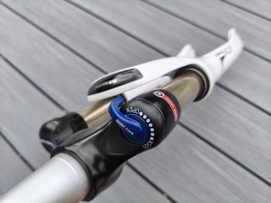 Amortyzator powietrzny z blokadą - Sr Suntour NCX AIR Trekking Lockout