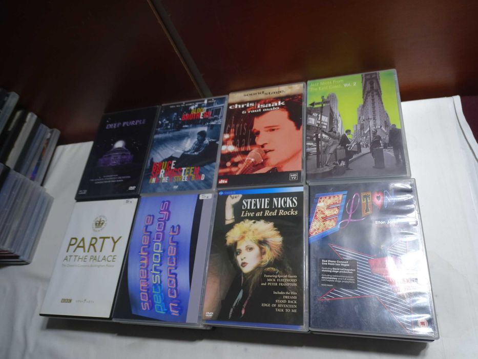 DVDs musicais em bom estado-5 euros cada artigo