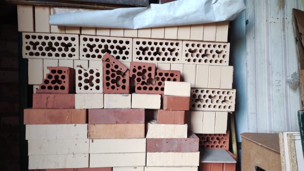 Цегла Кірпіч клінкерний хороший стан