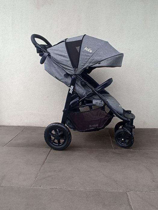 Wózek spacerowy joie litetrax air szary