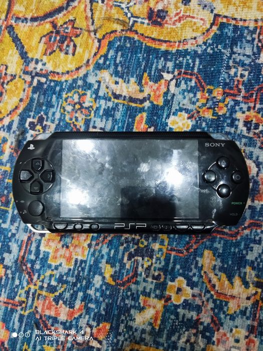 PSP  1004  preta