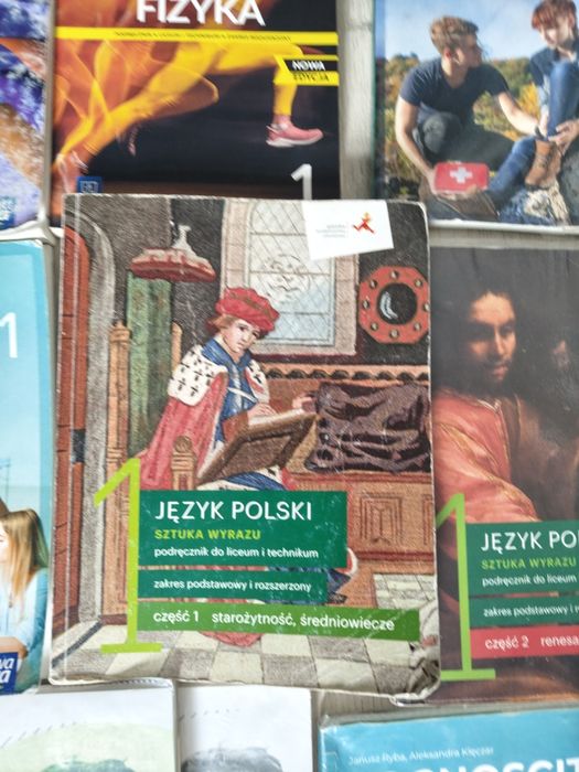 Książki do 1 liceum