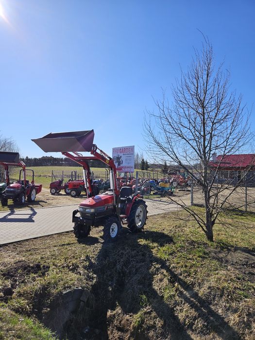 Mini traktorek Yanmar AF17