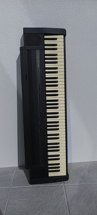 Piano Digital Roland EP-7e – 76 Teclas