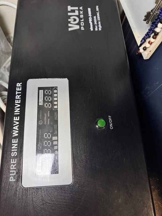 Інвертор  Volt Sinus PRO - 2400W навісний (1600Вт