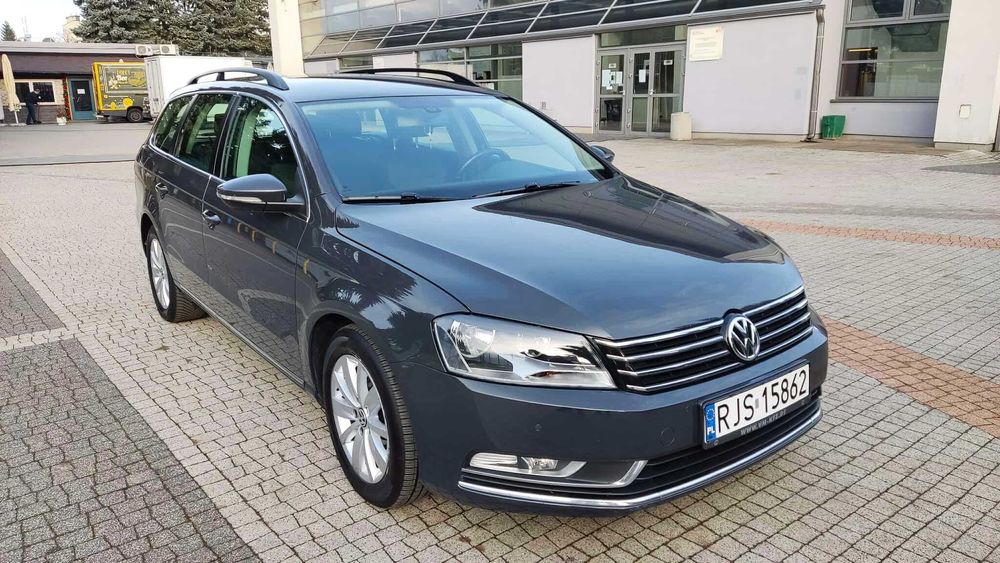 VW Passat B7 Automat Navi Tempomat Czujniki Parkowania Grzane Fotele