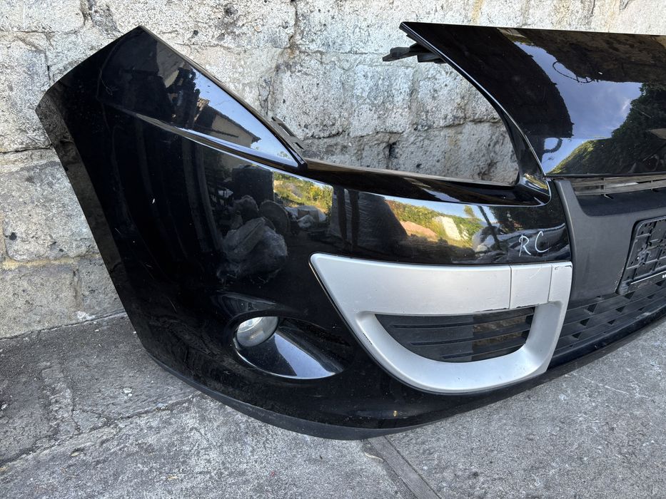 Renault Scenic 3 TEGNE бампер передній