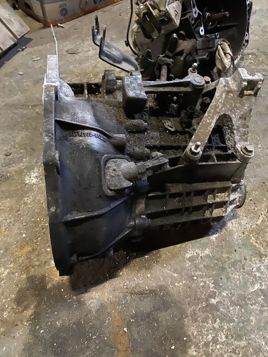 Коробка ford focus cmax mk2 1,6tdci 3m5r7f096yf з розборки