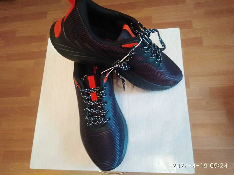 Кроссовки мужские