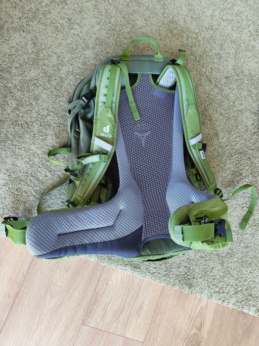 Mochila Deuter Futura 27 L