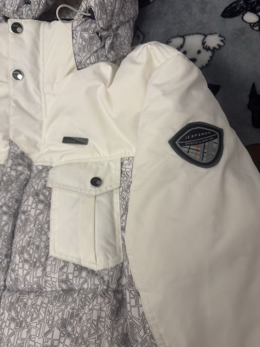 Чоловіча біла лижна куртка Icepeak. Зимова тепла куртка.