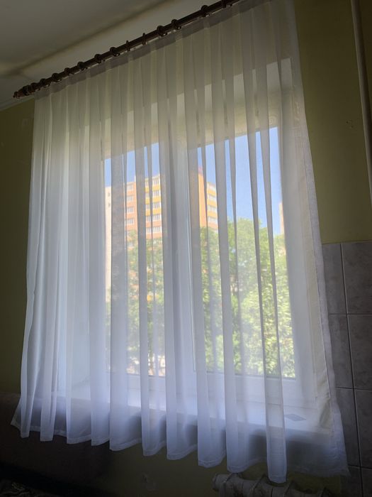 Тюль пошита на кухню