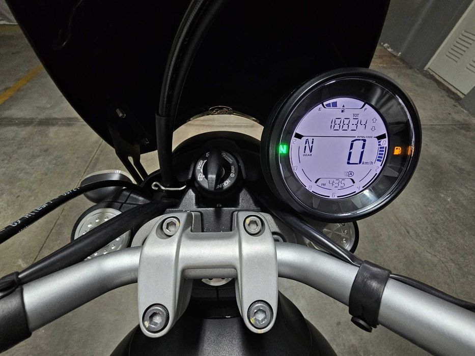 Ducati Scrambler 800 CC Icon Dark de 2021 Irrepreensivel