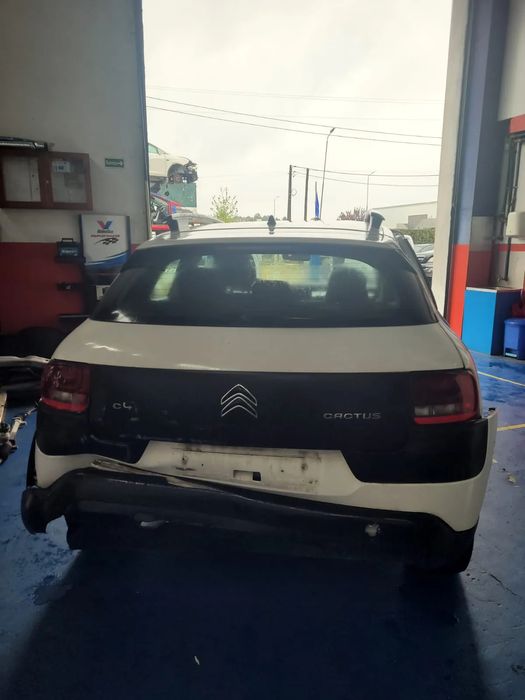 Citroen C4 Cactus 1.6 HDI de 2014 ás peças