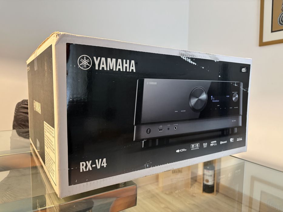 Amplificador Yamaha RX-V4A 5.2 Novo na caixa. Por abrir com factura
