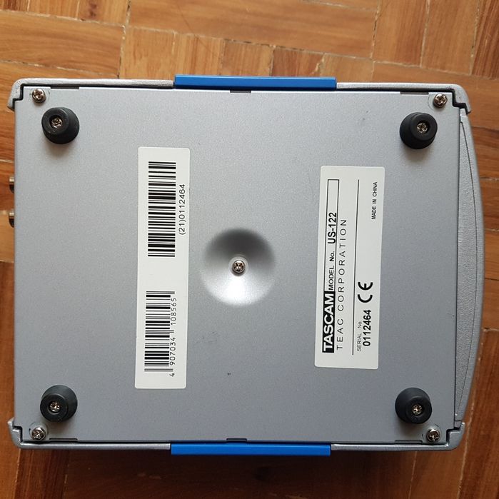 Interface Tascam US-122 USB Audio/Midi. Muito bom estado!64283893859586124