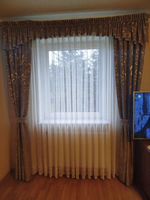 zaslony do pokoju/ salonu