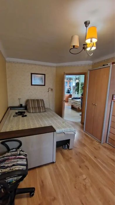 Продам 3-к квартиру с ремонтом Левый берег проспект Слобожанский