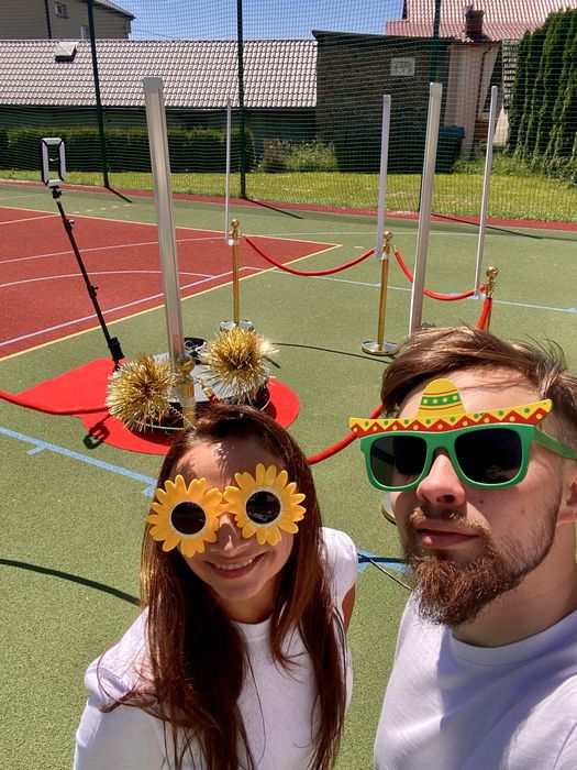 Fotobudka 360+Skrzydła do zdjęć- HIT imprez!