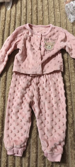 Віддам дитячі речі на дівчинку від 0