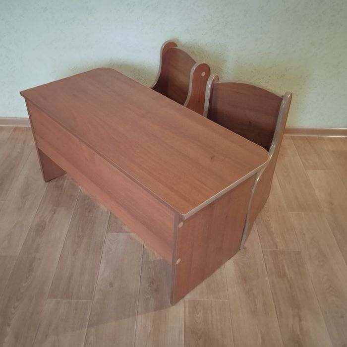 Детский стол и стул . Новый .