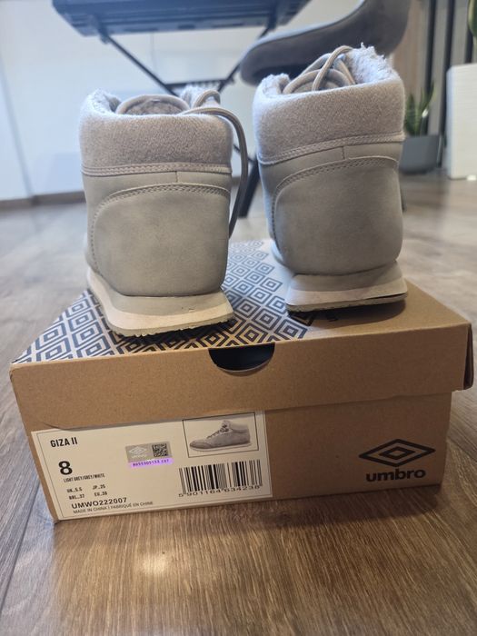 Buty młodzieżowe ocieplane Umbro r.39